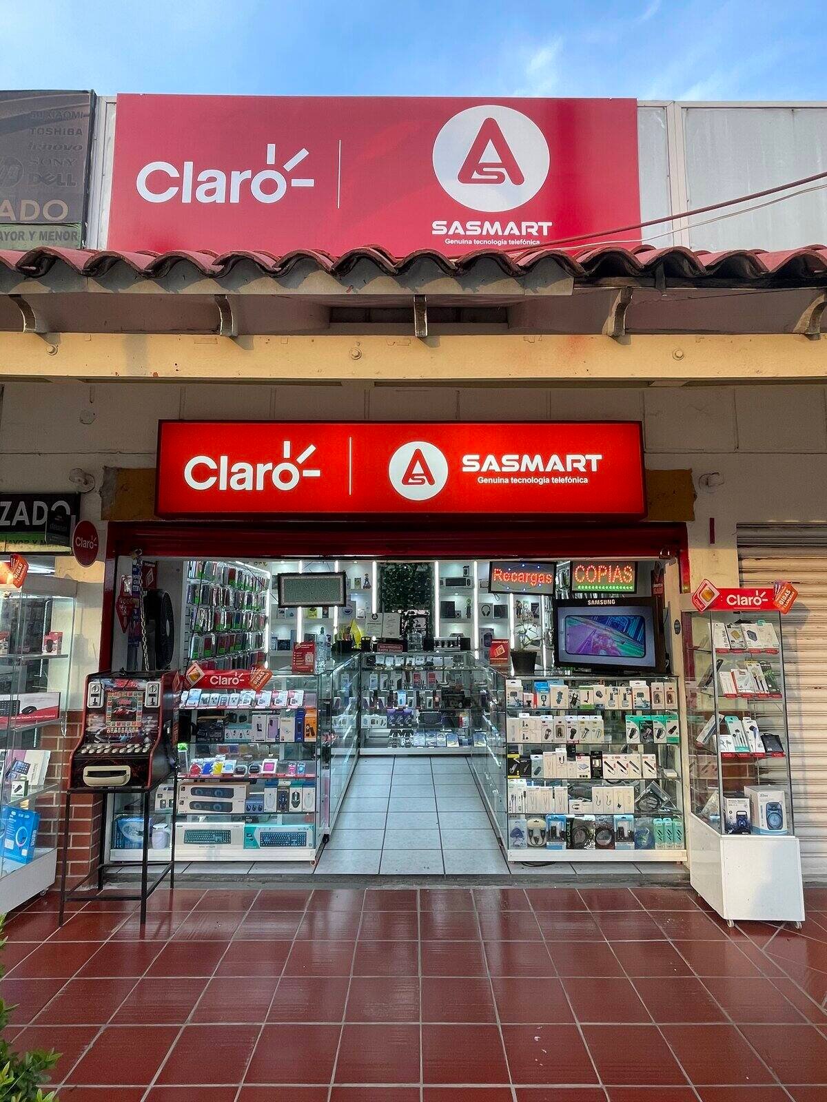 Fachada de Sasmart en Alborada, Guayaquil